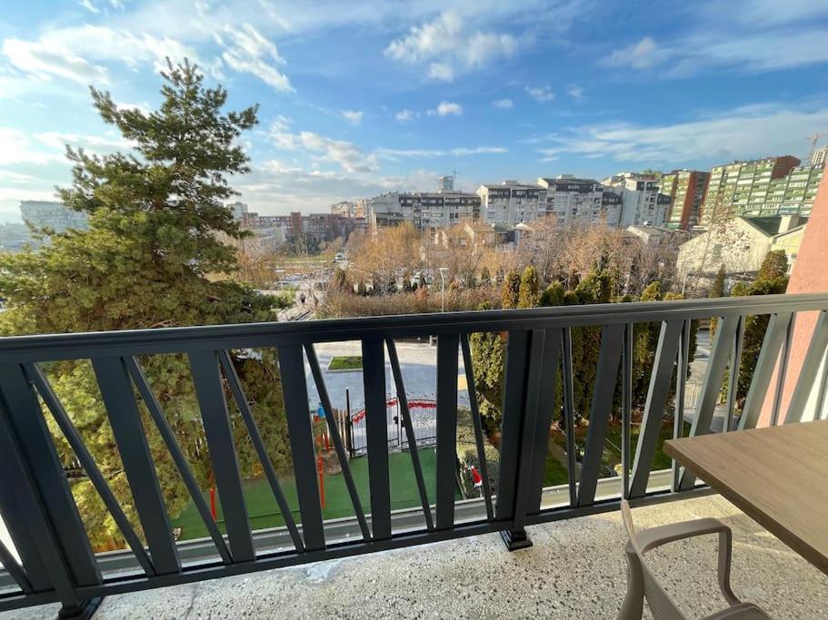 פרישטינה Idealapartments Llc 4 מראה חיצוני תמונה